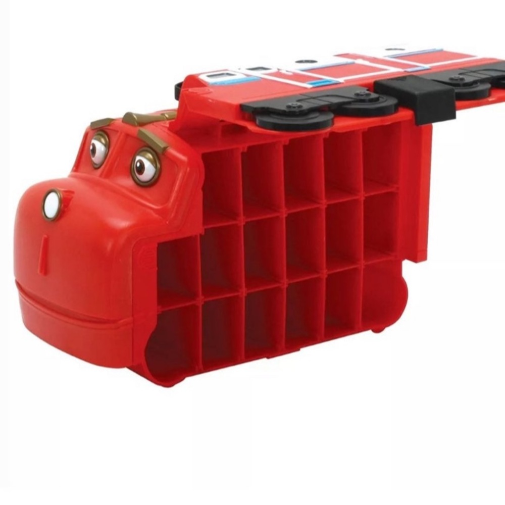 DISNEY CHUGGINGTON CARRY CASE - Picture 2 of 8